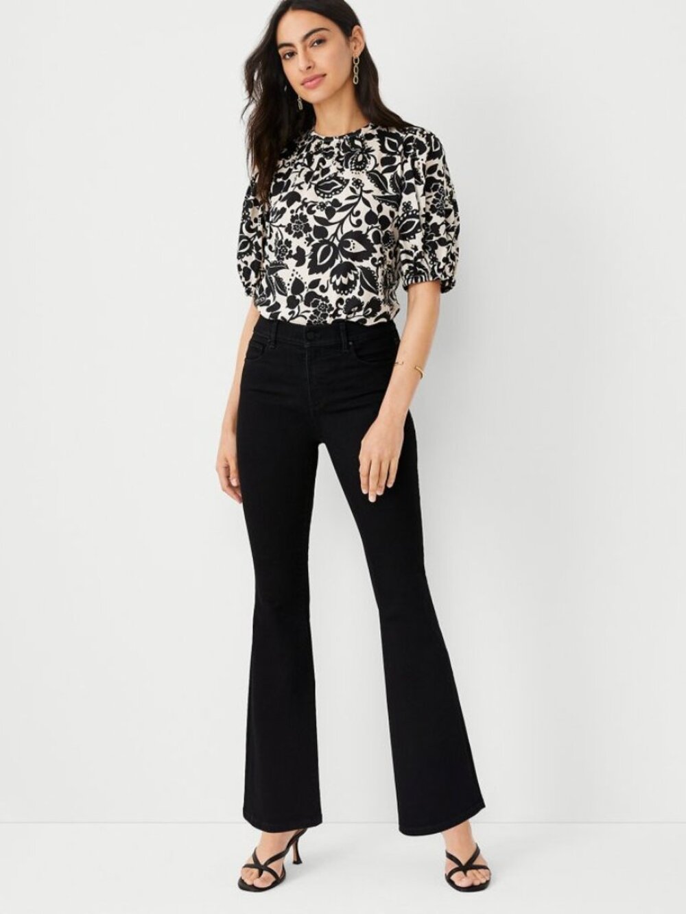 Ann Taylor Sculpting Pocket Mid Rise Slim Boot Cut Jeans - 10 TALL Black